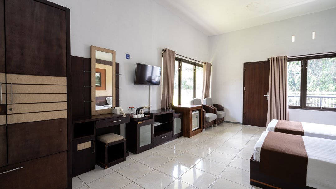 Deluxe Room 3