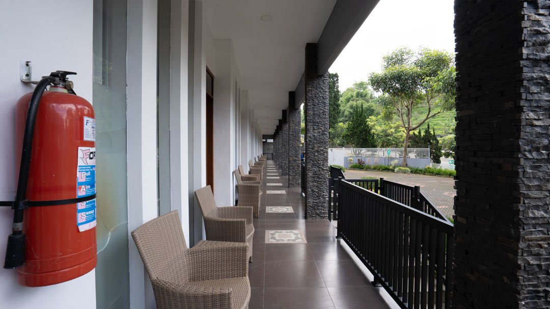Executive Room 1
