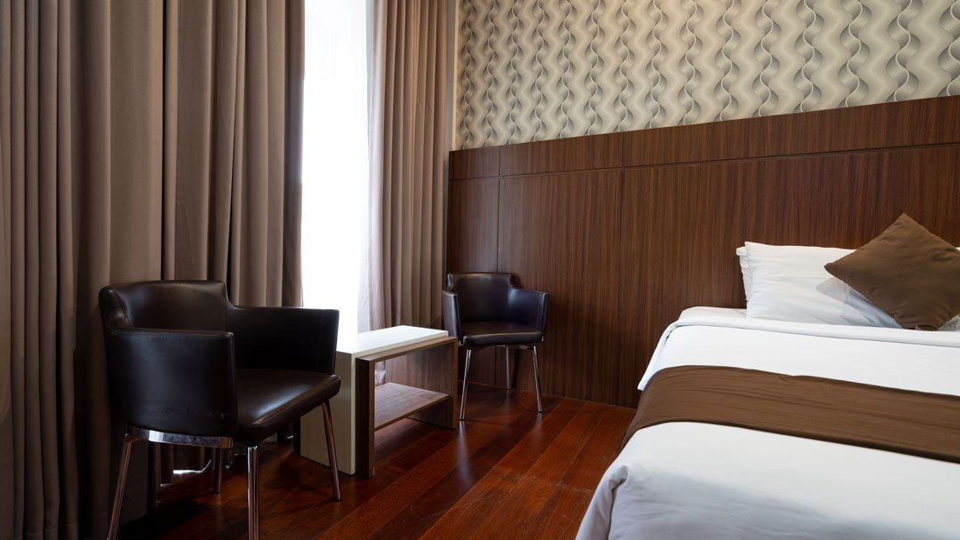 Executive Room 6