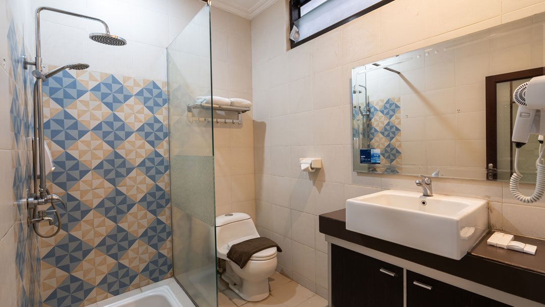Executive Room 7