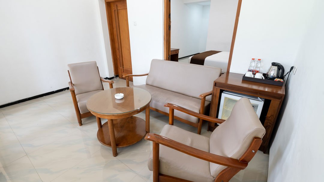 Family Room 14